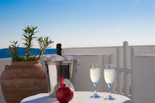 Tzekos Hotel