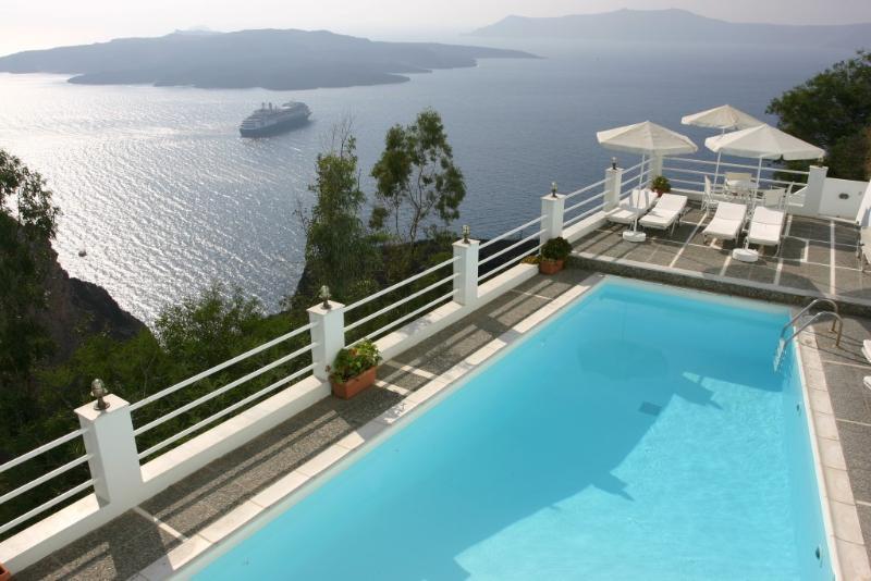 Hotel Tzekos 4*